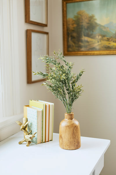 Case of Italian Ruscus Artificial Greenery 21” Stem | Matte Plastic - 200 stems